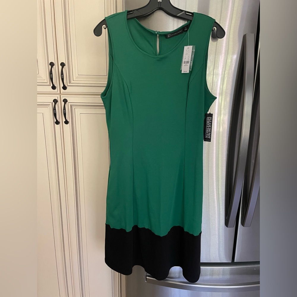 NY & Company NWT green & black sleeveless dress size M
